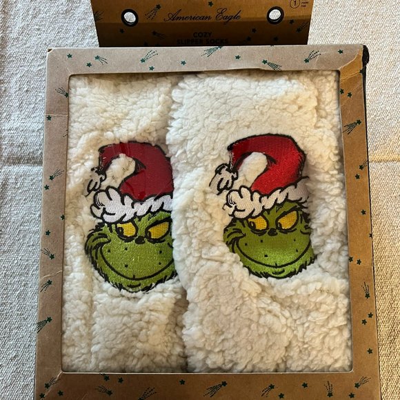 NEW American Eagle Grinch Sherpa Slipper Socks White One Size Adults - Picture 1 of 6